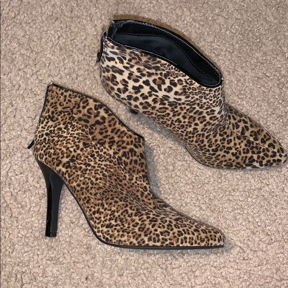 Leopard print heel booties